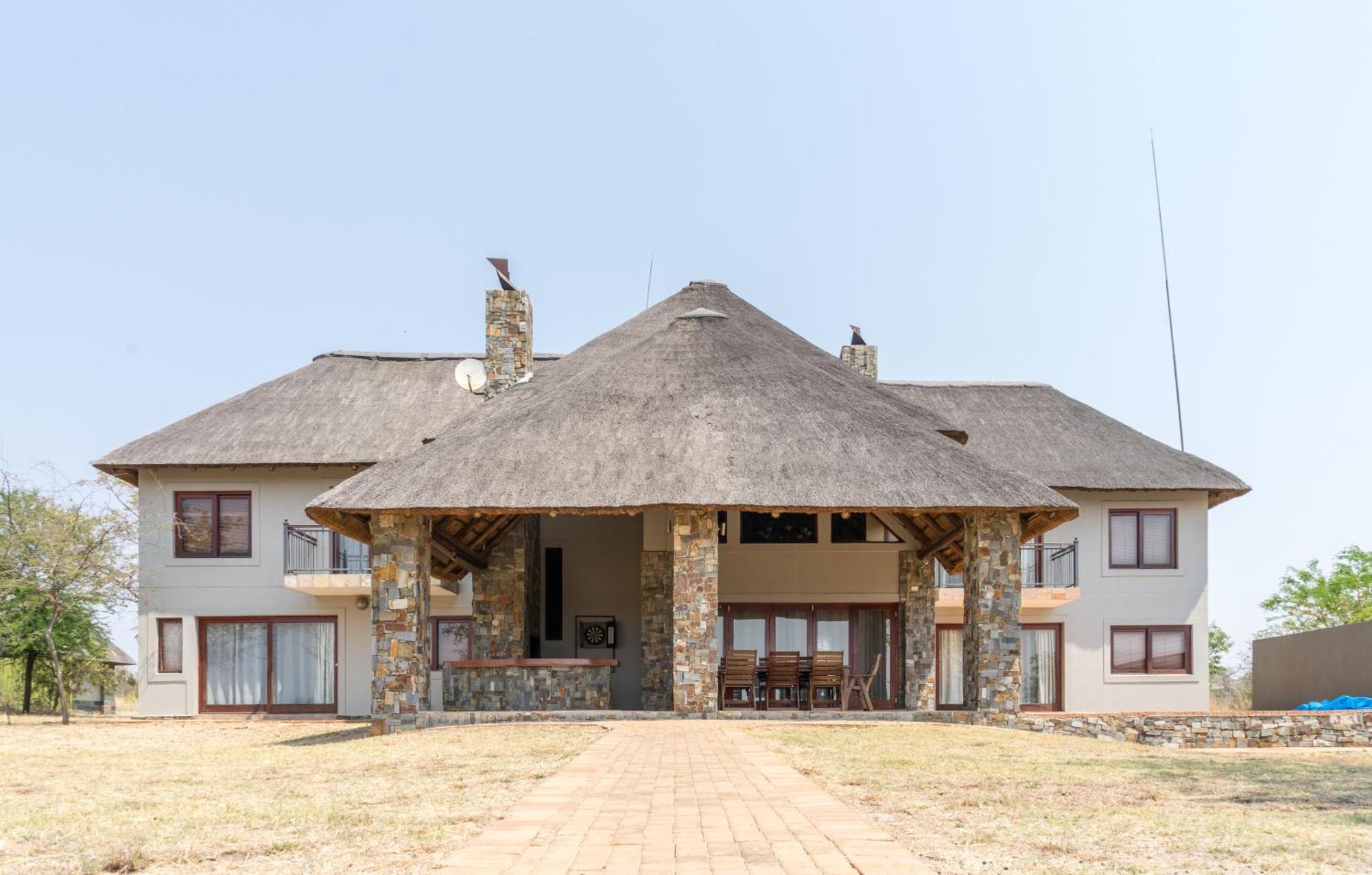 Zebula Golf Estate And Spa - Private Rentals Mabula Game Reserve 外观 照片